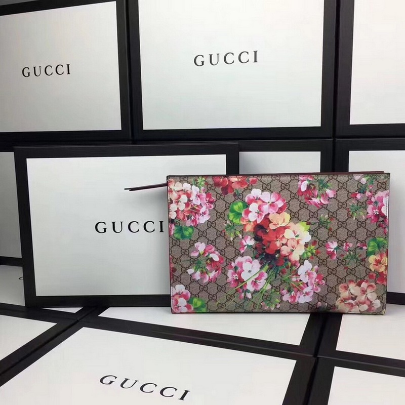 Gucci Handbags 295